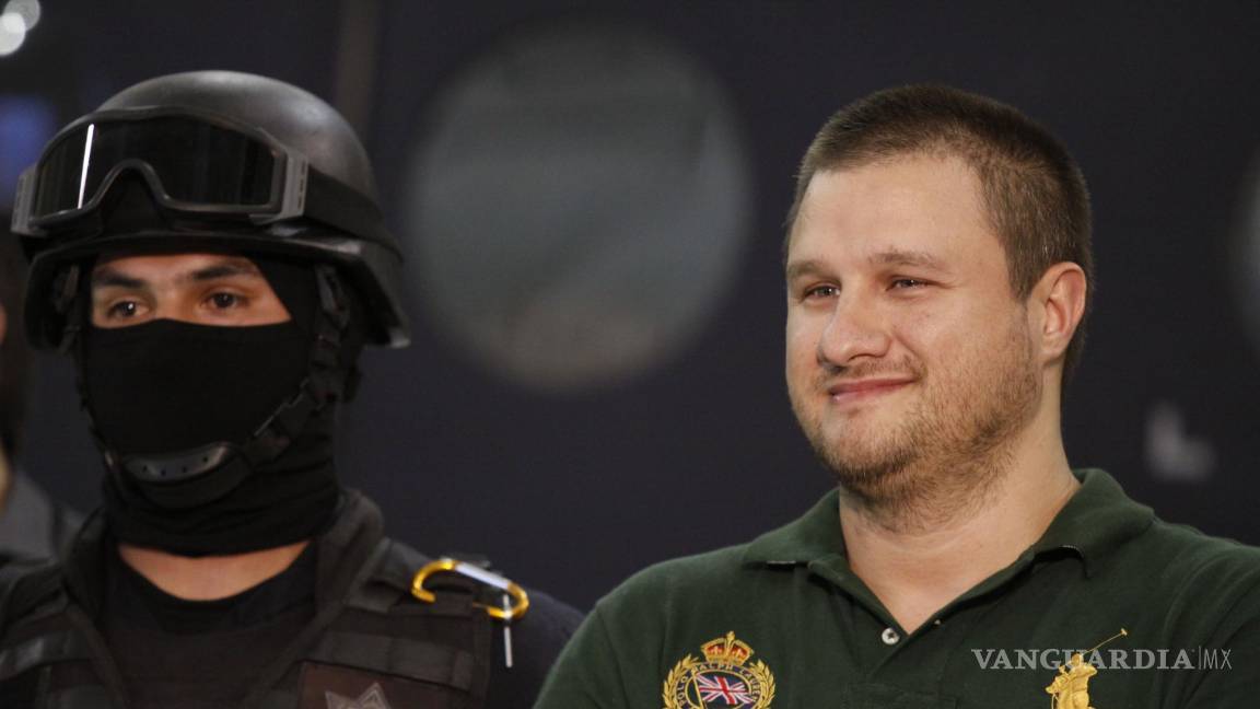 $!Cuando fue presentado ante los medios, “La Barbie” no dejó de sonreír.