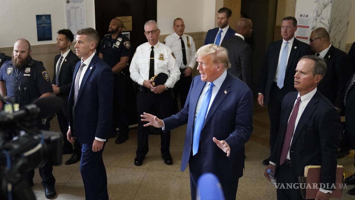 Comparece Trump por caso de fraude; duraría el juicio hasta diciembre