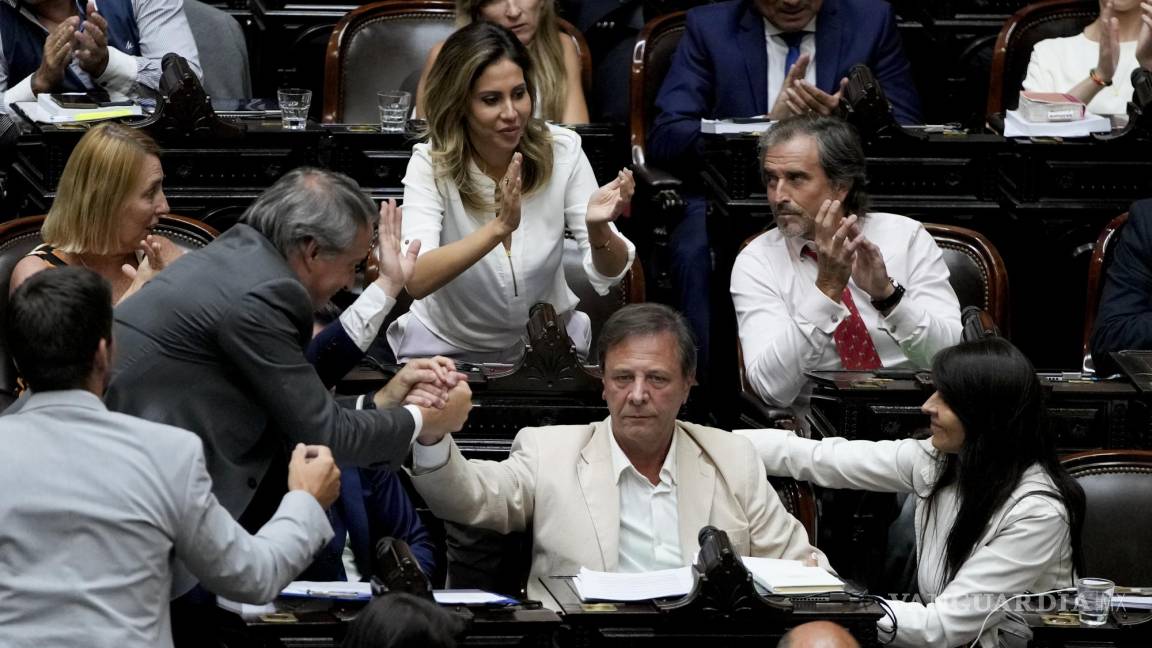 Obtiene Javier Milei el visto bueno del Congreso argentino para su ‘ley ómnibus’