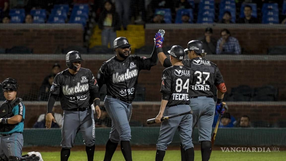 $!Saraperos vs Acereros: la Nave Verde sella espectacular empate a 10 carreras contra Monclova