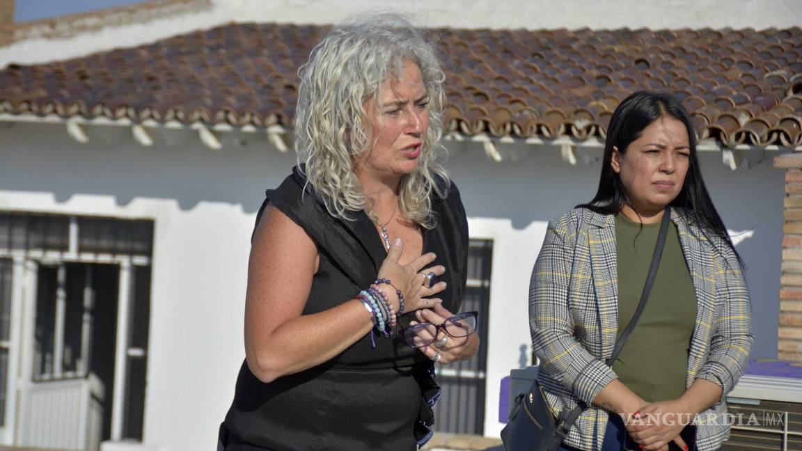 $!Jackie Campbell recordó que hace diez días una madre de familia estaba sola en la audiencia del feminicida de su hija, y nadide debe enfrentar solo ese proceso.