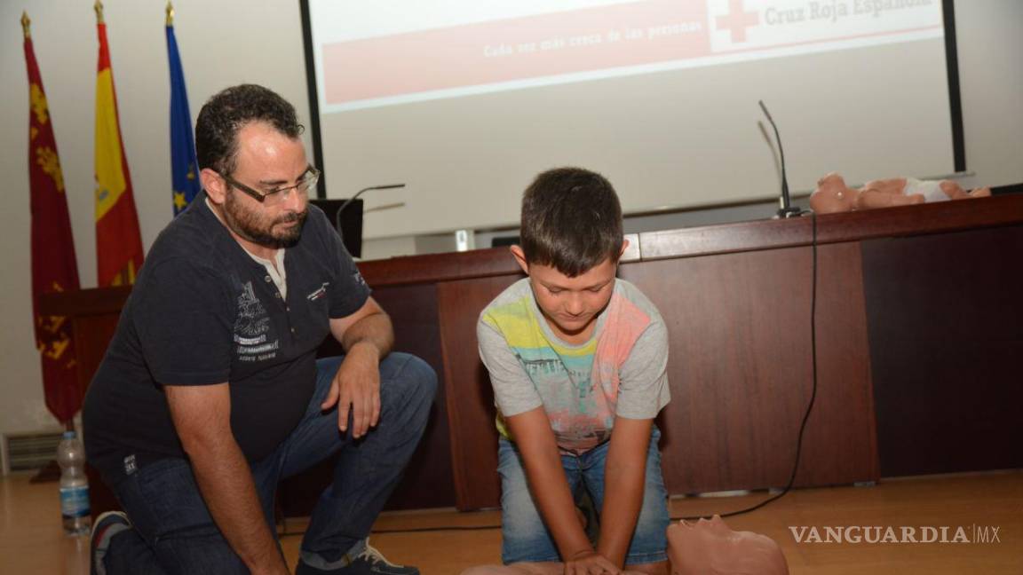 Invita UAdeC a niños de Piedras Negras a curso sobre primeros auxilios