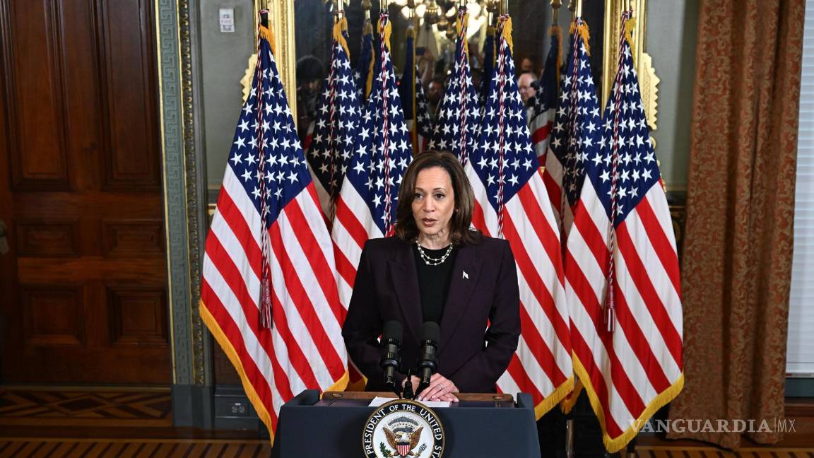 $!Kamala Harris agradeció el apoyo que le brindaron Barack Obama y su esposa Michelle para que lograr la candidatura demócrata.