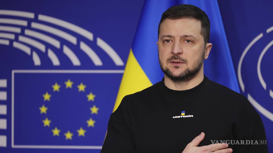$!El presidente de Ucrania, Volodymyr Zelenskyy, antes de una cumbre en el Parlamento Europeo en Bruselas, Bélgica, el jueves 9 de febrero de 2023.