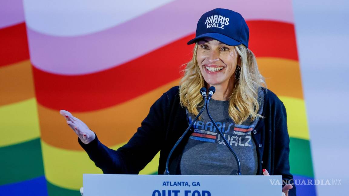 $!Julia Roberts, conocida por su compromiso con los derechos humanos y la igualdad, da su apoyo a los demócratas en eventos como el Atlanta Pride.