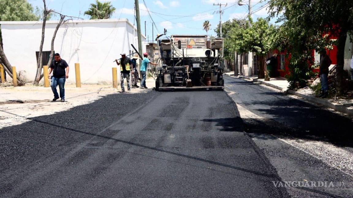 Supervisa MALG pavimentación de 2.5 mdp en San Juan de Sabinas