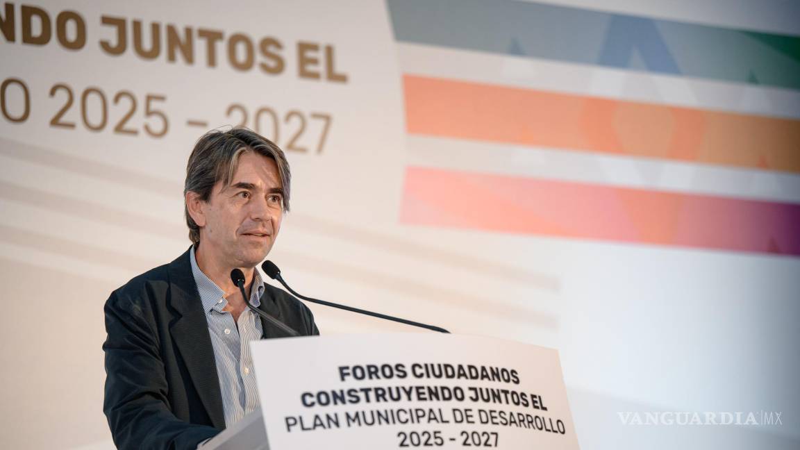 $!Bernardo Baranda Sepúlveda expuso estrategias para mejorar la movilidad.