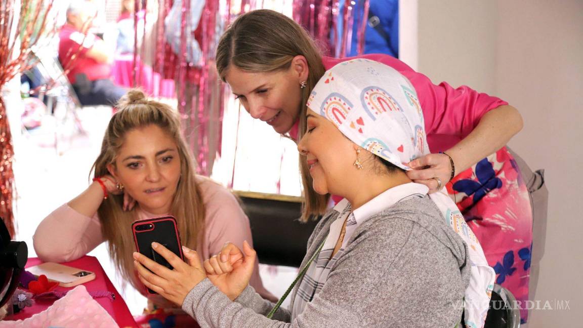 $!El IMSS a través de la Coordinación de Atención Oncológica, inició el programa de acompañamiento “Teje tus alas” para pacientes con cáncer de mama.