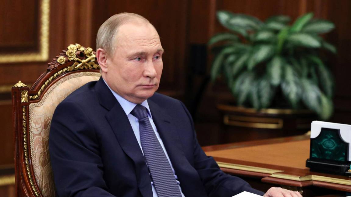 $!El presidente ruso Vladimir Putin preside una reunión en Moscú, Rusia.