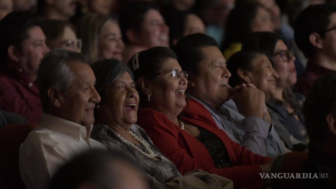 $!Se presenta la comedia de enredos ‘El marido perfecto’ en Saltillo