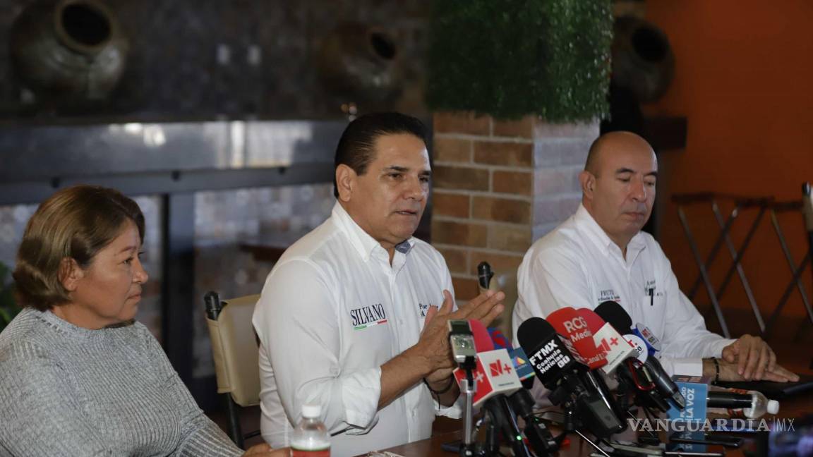 $!Si ganaron allá, fue a punta de pistola y metralleta, y el Tribunal Electoral Federal anuló muchas casillas, aunque a la mera hora se les arrugó el pellejo a los magistrados, dijo.