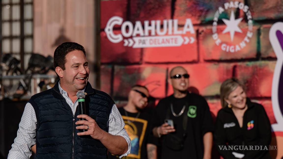 $!En los primeros 100 días de Javier Díaz, se realizaron acciones de mantenimiento en plazas, parques y bulevares de distintos sectores de Saltillo.