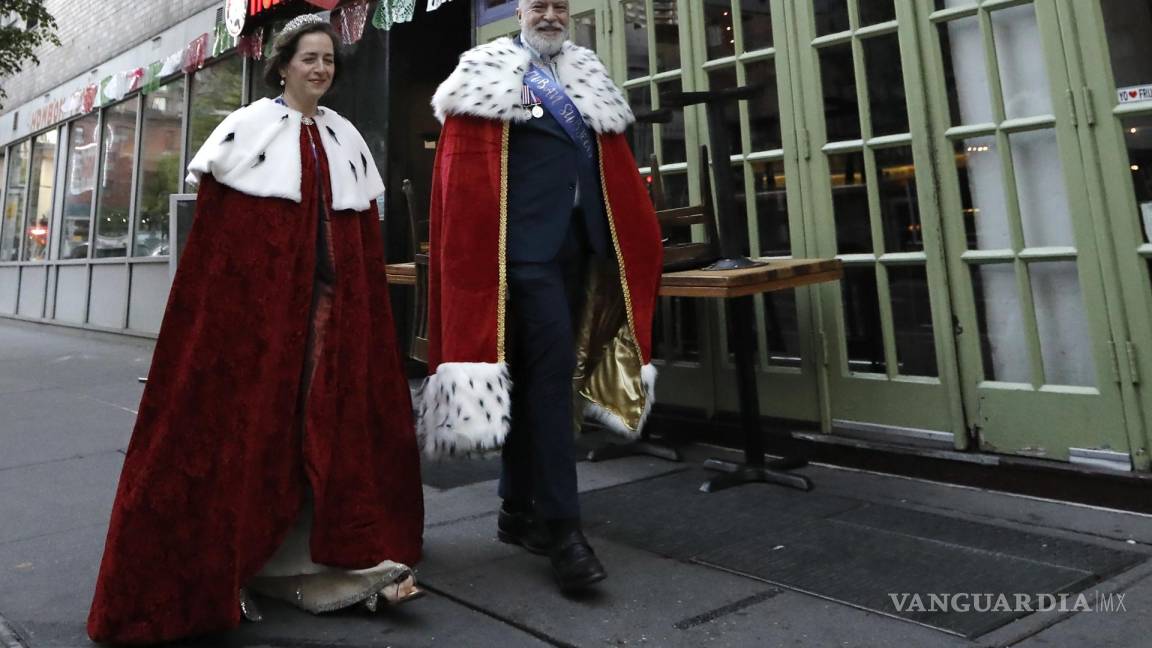 Así inicia el reinado del Carlos III tras una larga espera para ser el monarca británico (fotos)