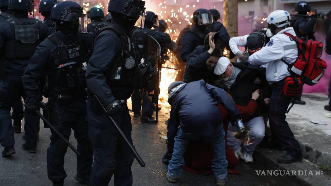 Protesta París contra reforma de pensiones