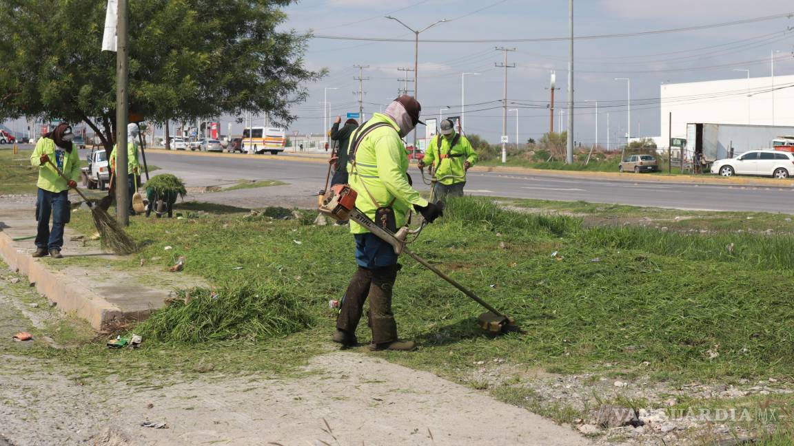 $!En la colonia El Toreo, cuadrillas intervinieron plazas públicas para fomentar la convivencia social y mejorar la infraestructura comunitaria.