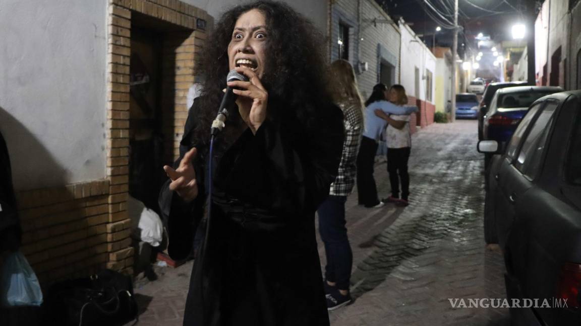 Saltillo: Combinan dramatización de leyendas y música en callejoneada por el Centro Histórico