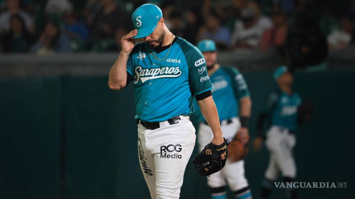 $!El ambiente en el Madero se encendió con la remontada de Saltillo.