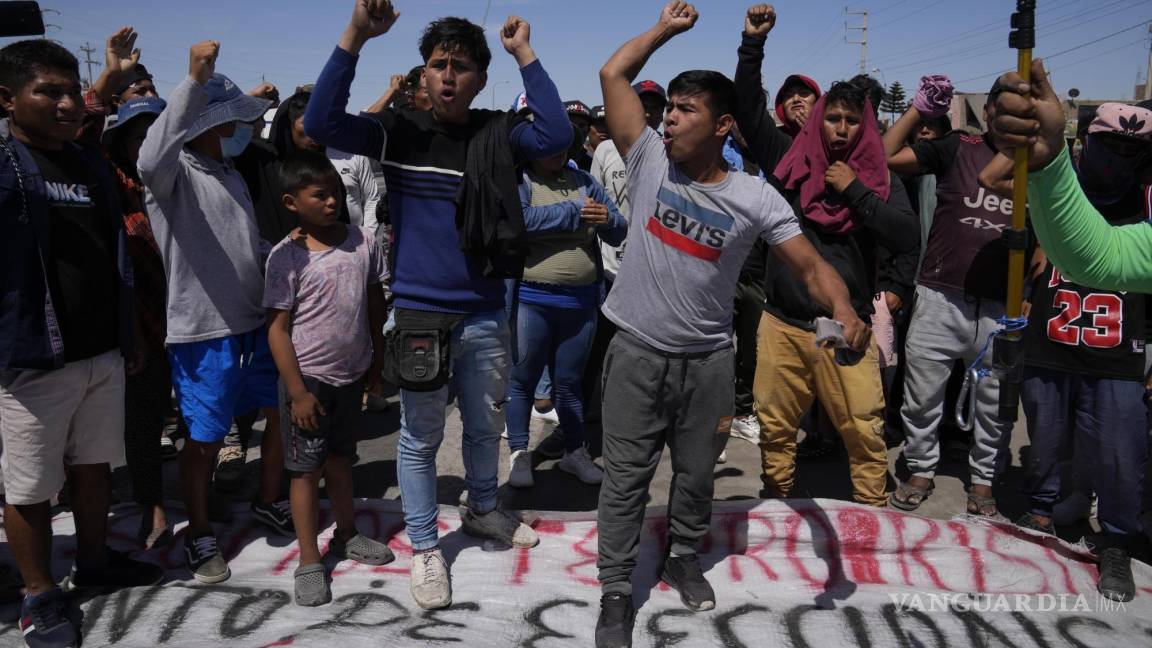 Se planta Boluarte ante letales protestas de Perú