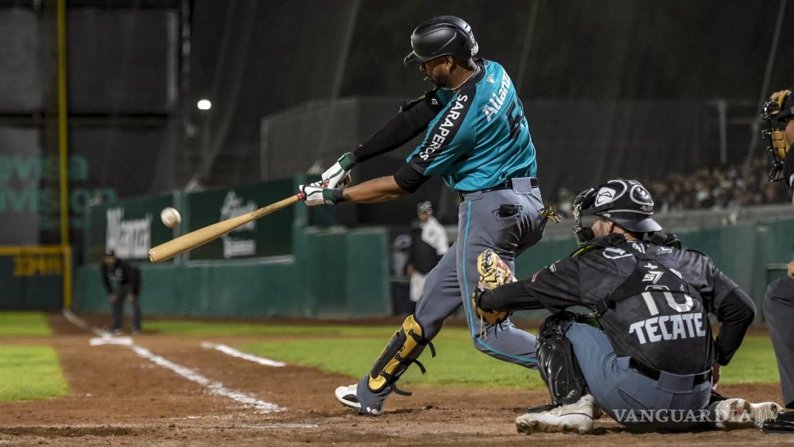 $!Saraperos vs Acereros: la Nave Verde sella espectacular empate a 10 carreras contra Monclova