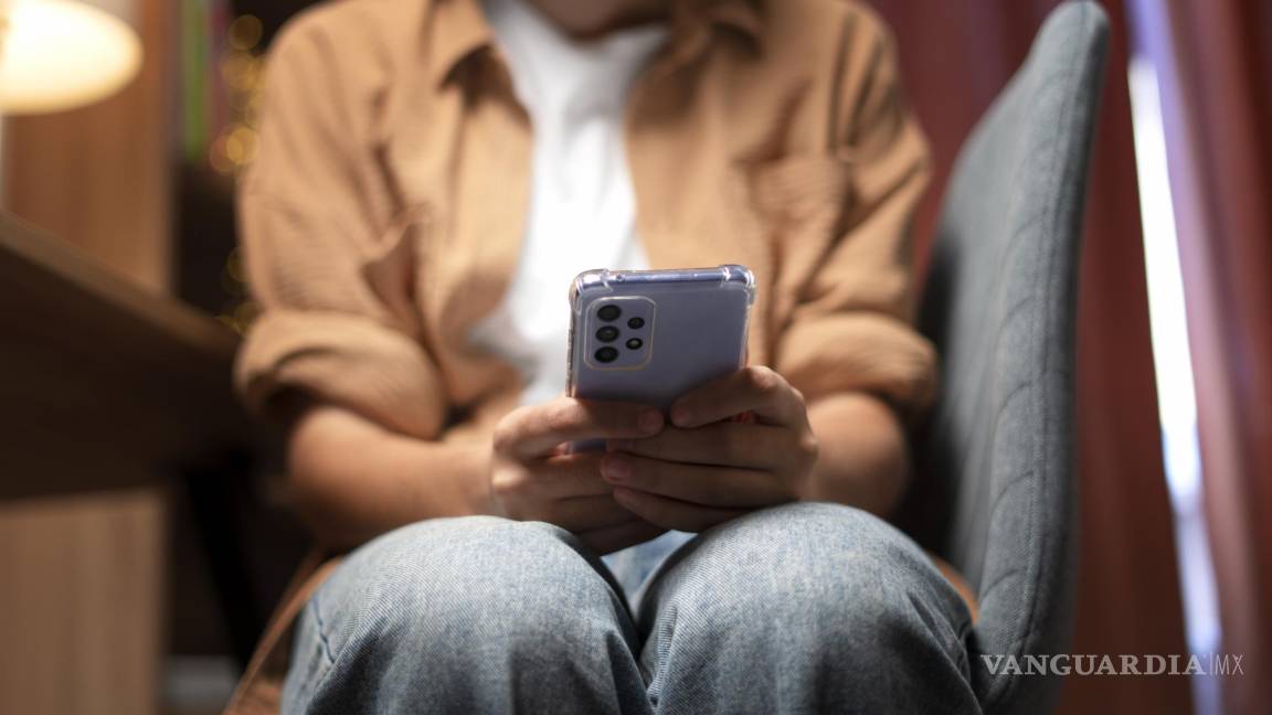 Empujan las redes sociales a los adolescentes a la depresión