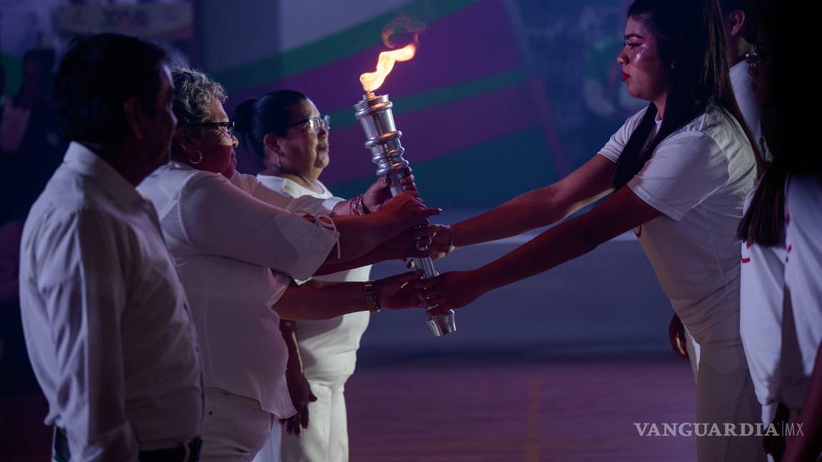 $!En el evento, se refrendó el compromiso del Gobierno Municipal, el DIF Saltillo y el DIF Coahuila de continuar brindando apoyo a los adultos mayores, generando espacios dignos para su recreación y desarrollo.