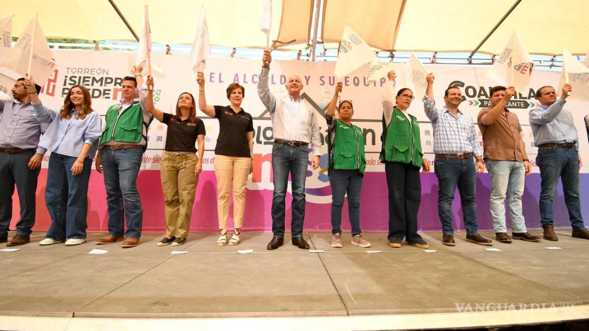 Torreón: Alcalde arranca la construcción de techumbre y rehabilitación de la plaza de la Francisco I. Madero