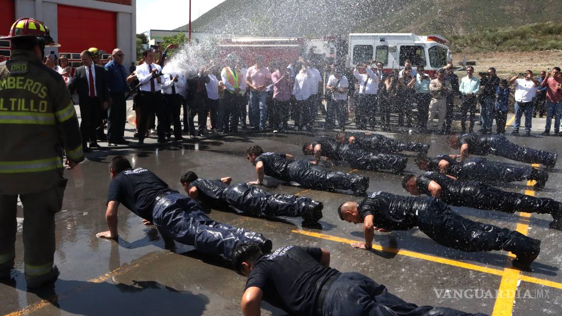 $!La capacitación de los nuevos elementos incluyó técnicas de salvamento, disciplina, manejo de equipo y protocolos de seguridad.