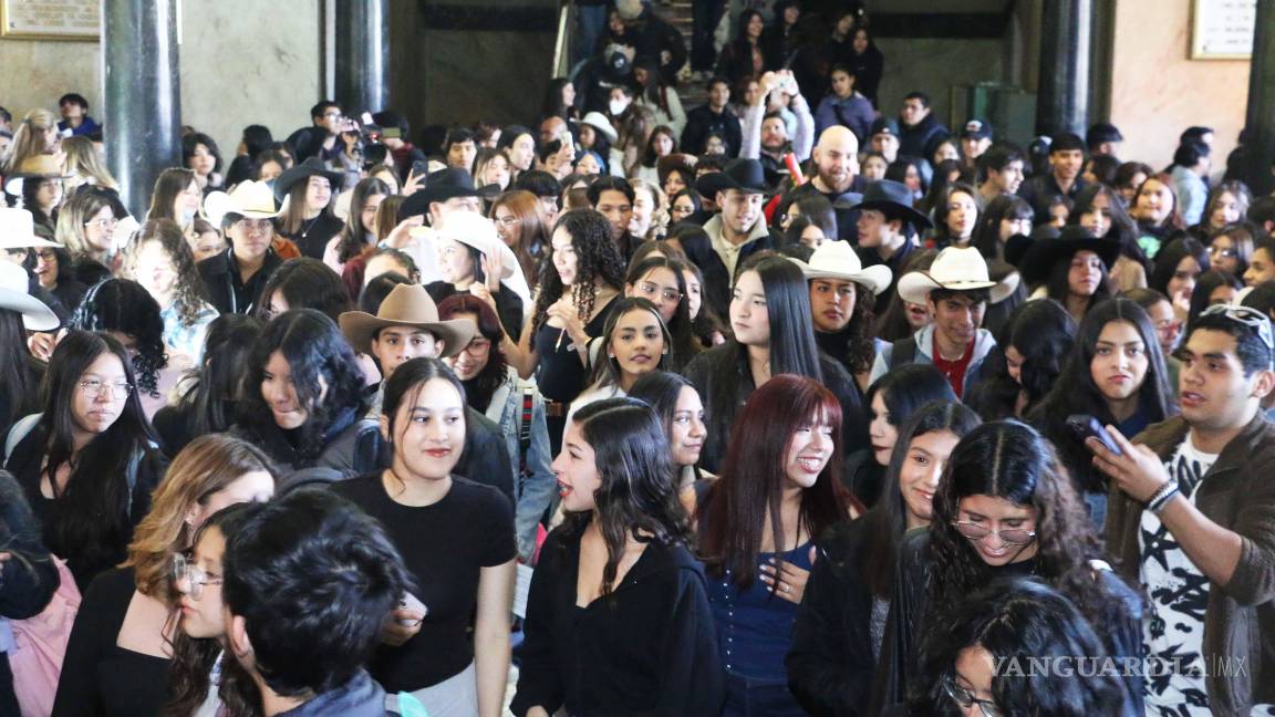 $!Estudiantes del Ateneo Fuente disfrutan de las actividades de la Semana Cultural, caracterizándose según la temática de festivales de música.