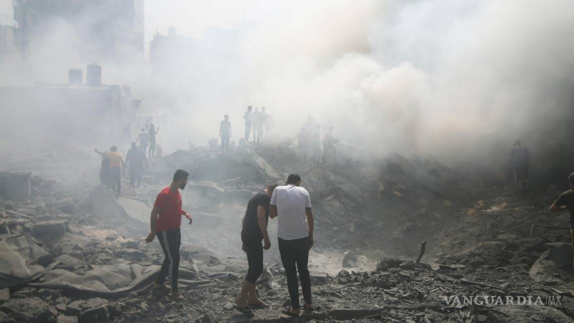 Palestinos que están atrapados en Gaza no encuentran un lugar seguro por los constantes ataques aéreos israelíes