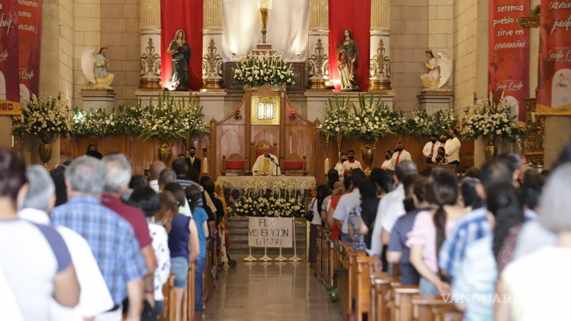 Saltillo: regresan feligreses al reencuentro con el Santo Cristo de la Capilla