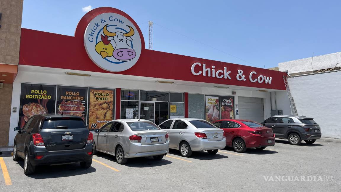 $!Clientes aseguran que salir a comer en familia se ha vuelto un lujo ocasional.