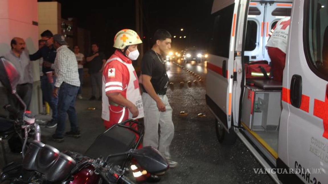 $!Paramédicos de Cruz Roja valoraron al joven y confirmaron que no era necesario su traslado a una clínica.