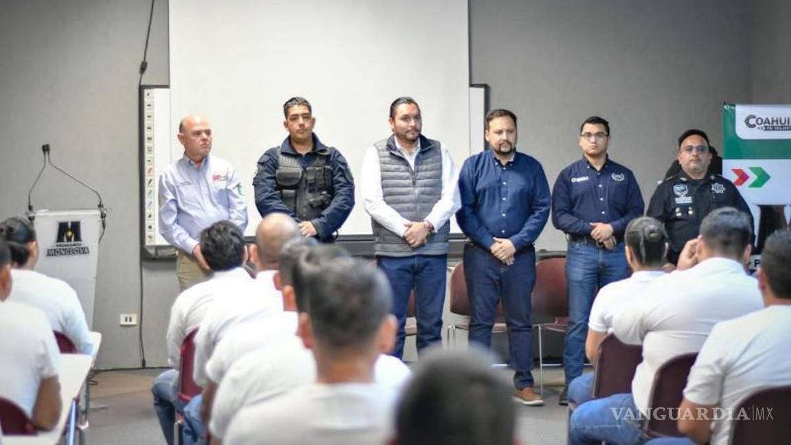 $!Instructores especializados imparten clases a los cadetes en formación.