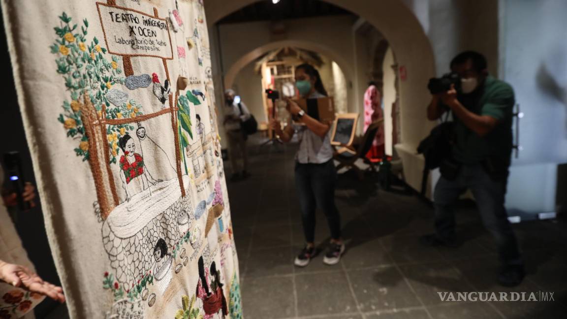 $!La exposición Una larga hebra del Museo del Carmen recoge la vida y obra de Elena Martínez Bolio, una artista bordadora y conocedora del textil.