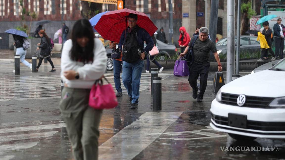 Prepárese... Nueva onda tropical se aproxima; junto con otra onda provocarán lluvias torrenciales, vientos fuertes e inundaciones