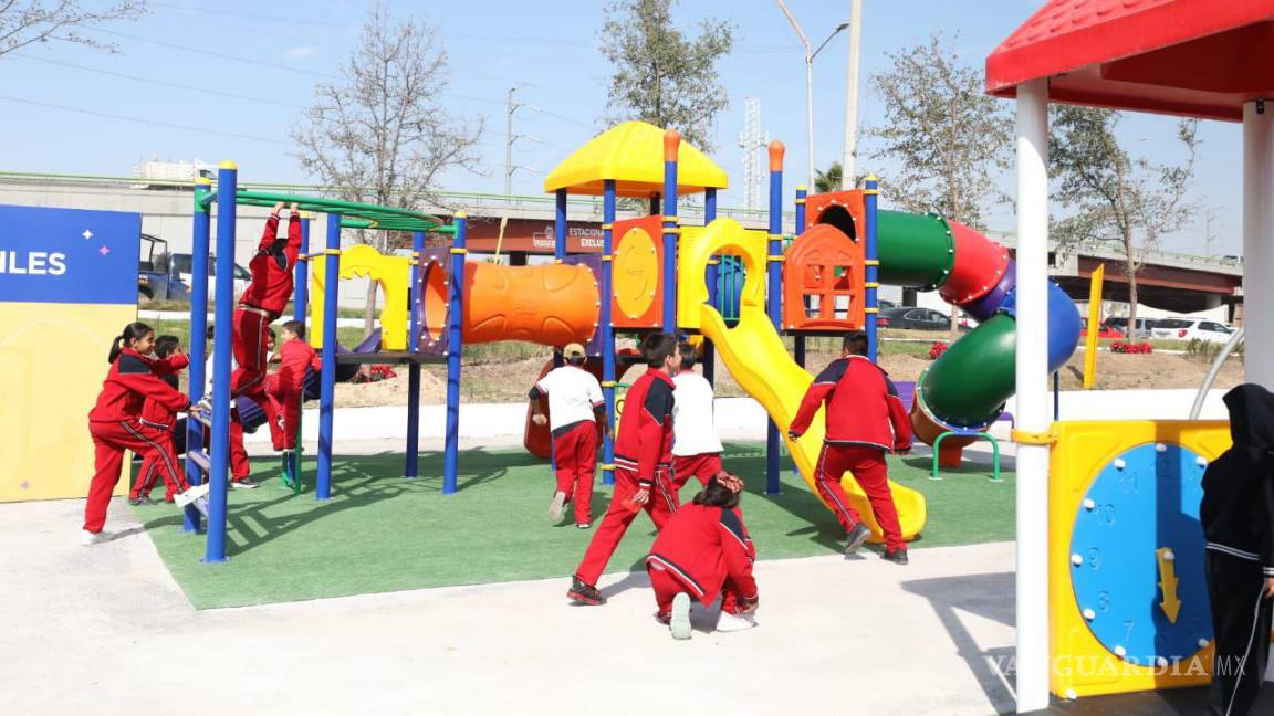 Inauguran nueva área de juegos infantiles en la Gran Plaza del Centro Metropolitano de Saltillo