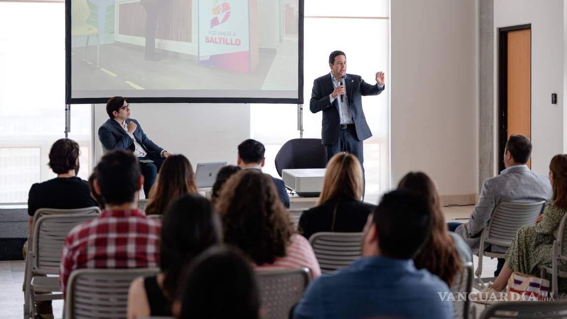$!El alcalde de Saltillo participó en el II Encuentro de Transformación Digital, donde presentó los avances tecnológicos de su administración.