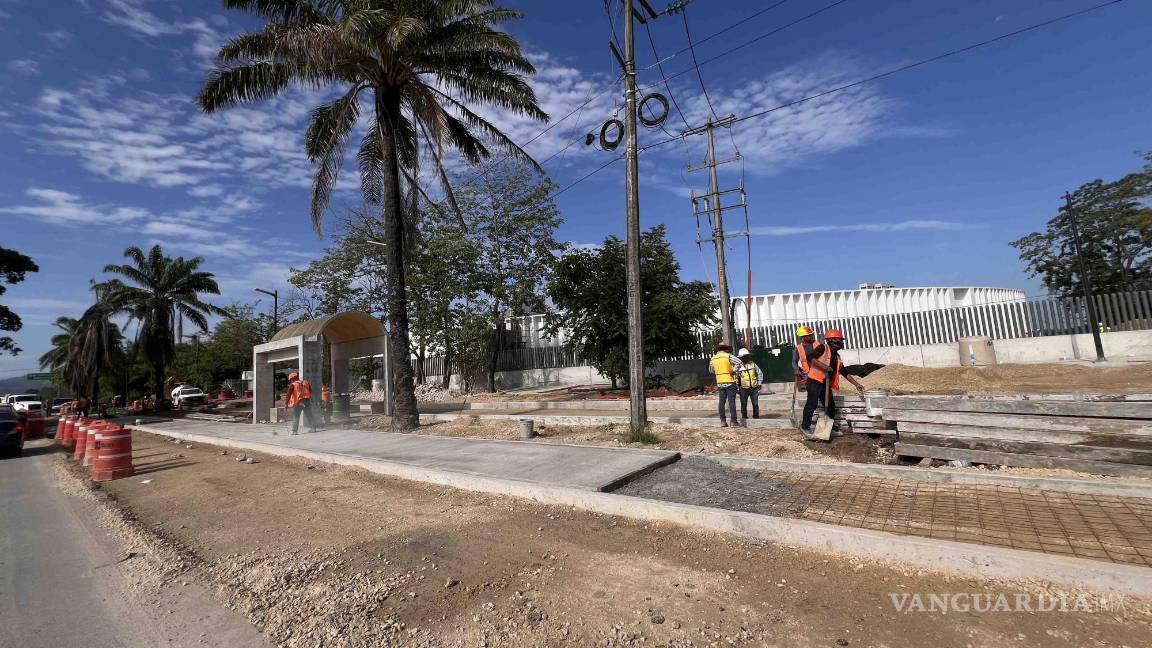 $!Una ciudad con carencias en los servicios de agua, luz, recolección de basura y calles en pésimas condiciones es lo que le espera al presidente Andrés Manuel López Obrador cuando llegue a La Chingada, su quinta en Palenque, Chiapas.