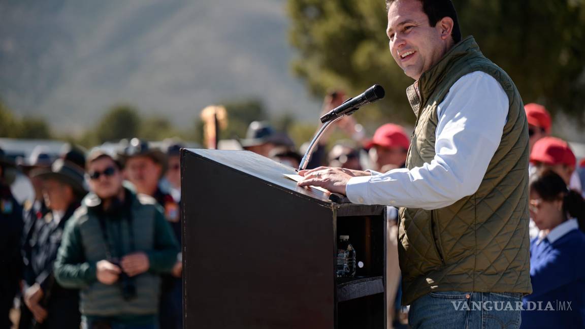 $!El alcalde Javier Díaz González reafirmó su trabajo coordinado con el Ejército y corporaciones de seguridad para preservar la paz en Saltillo.