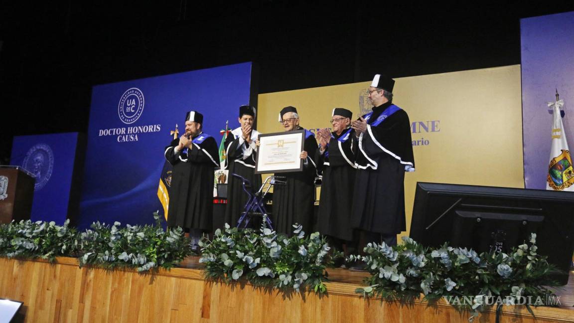 Otorga Universidad Autónoma de Coahuila grado Doctor Honoris Causa al Dr. José Narro Robles y al maestro José Fuentes García