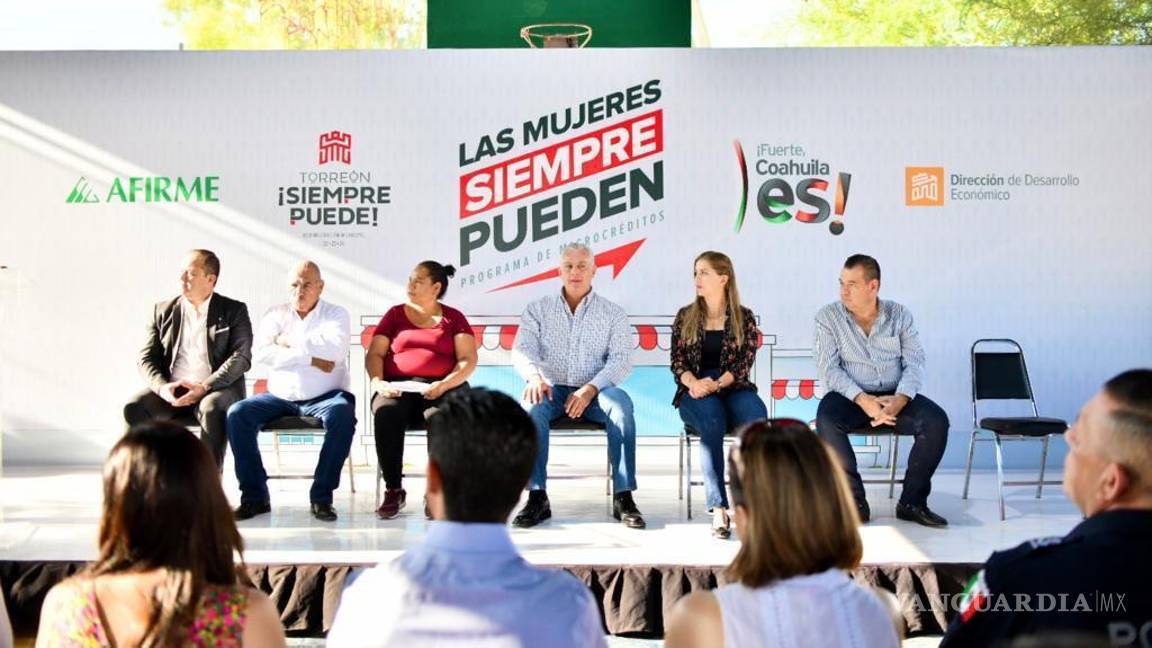 Román Cepeda apoya el emprendimiento de las mujeres de Torreón con microcréditos