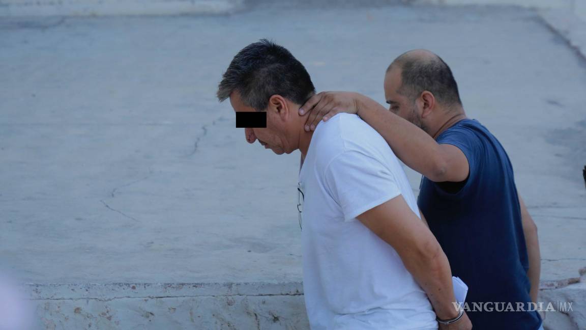 $!Gerardo “N” fue detenido la tarde-noche del jueves por abuso sexual a Valentina y una de sus amigas.