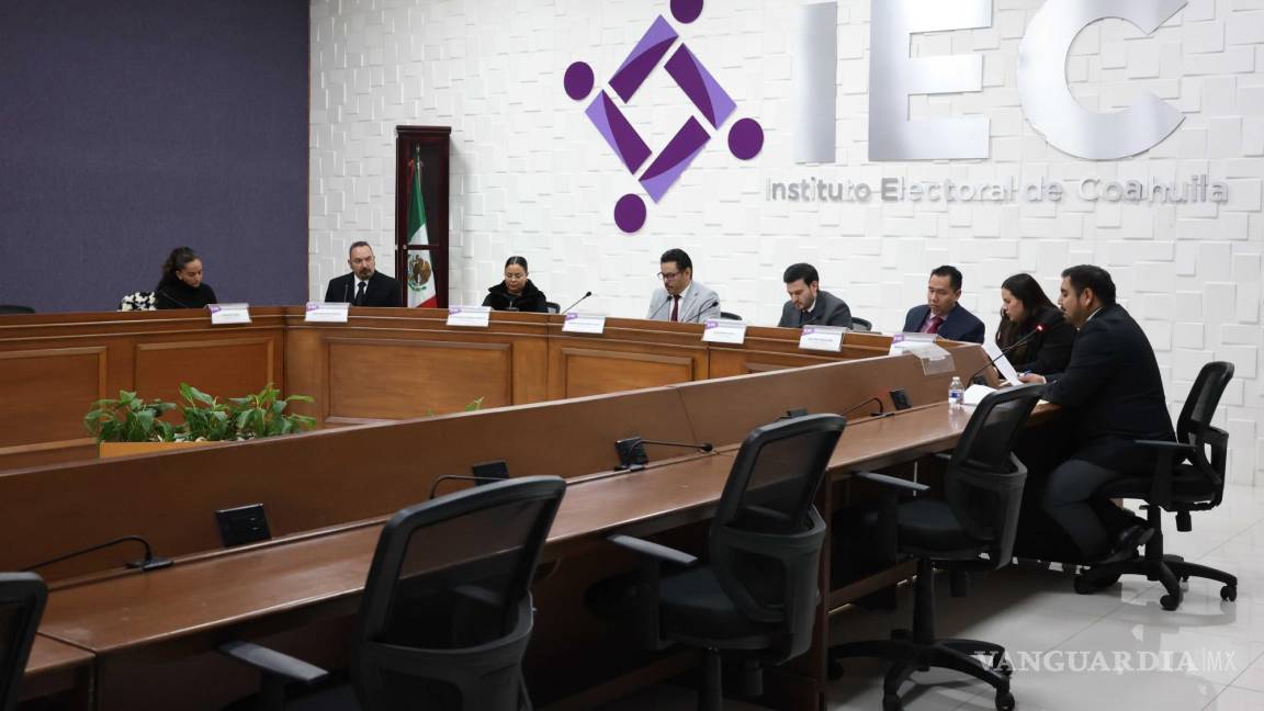 Dan banderazo a elecciones judiciales de Coahuila; autoridades desairan evento de arranque