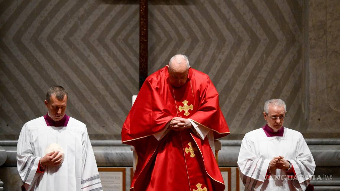 El papa Francisco renuncia a presidir el viacrucis en el Coliseo de Roma para cuidar su salud