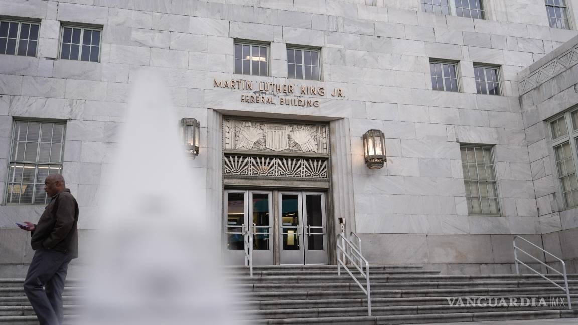 $!Fachada del edificio federal Martin Luther King Jr. en Atlanta. “Estamos identificando edificios e instalaciones que no son esenciales”, dijo la GSA.