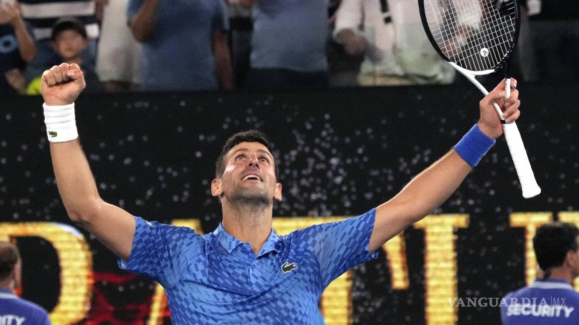 Un Djokovic muy sobrado se mete a la final de Australia donde ya lo espera Tsitsipas