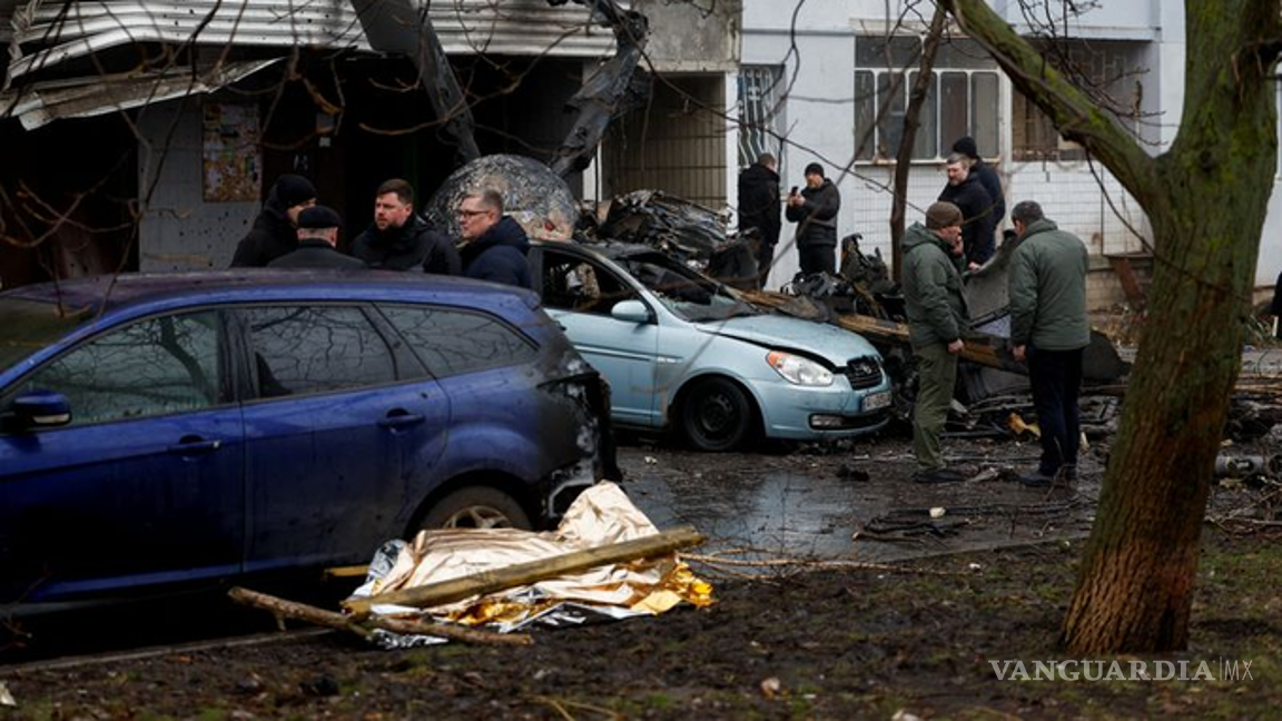 Muere Ministro del Interior de Ucrania y 17 personas más al caer helicóptero cerca de kinder; 3 niños fallecieron (videos)