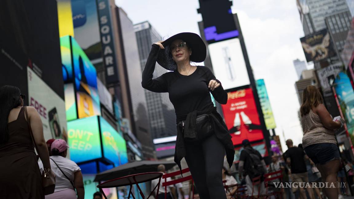 $!Ciudades de los Estados Unidos se están sofocando bajo una avalancha de temperaturas abrasadoras.