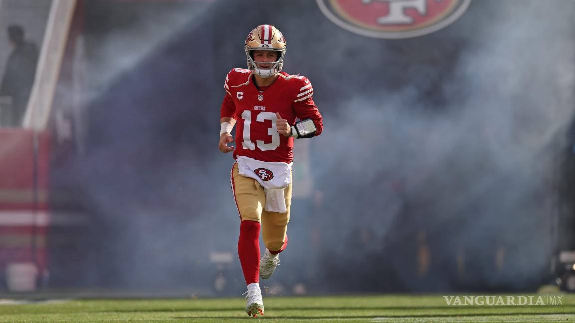 $!El virtuoso quarterback va en camino de ser el primer jugador en la historia de la liga que registra un índice de pasador de 130 o superior en siete partidos en una temporada.