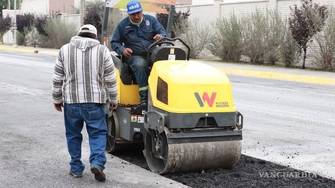 $!Funcionarios llevan a cabo reuniones semanales con residentes locales.